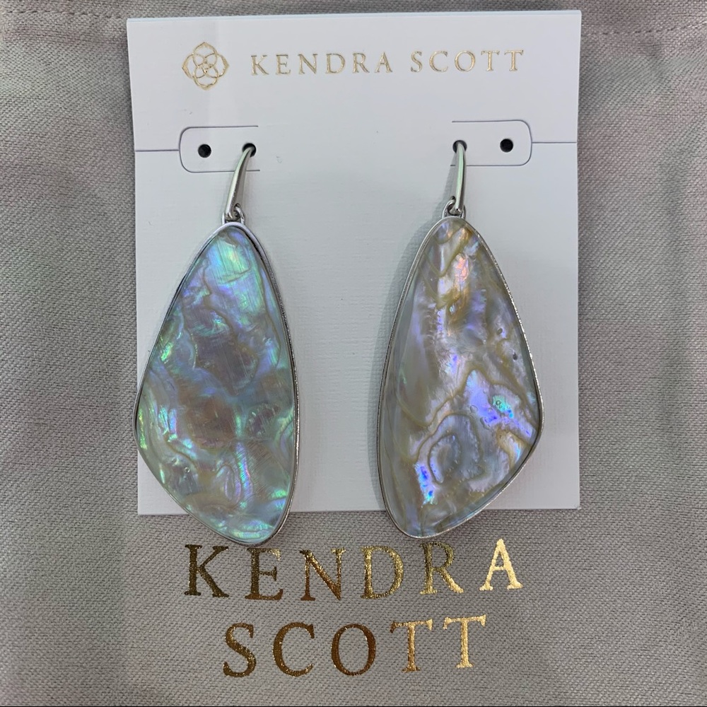 Kendra Scott McKenna Earring in Iridescent Abalone